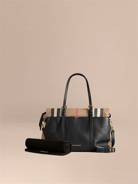 burberry neonata yoox|BURBERRY Women Spring.